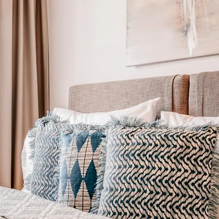 Going Triple A North Apartmán *