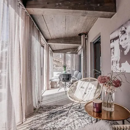 Going Triple A North Apartmán *