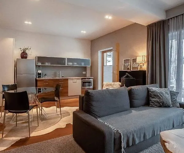 Going Triple A North Appartement